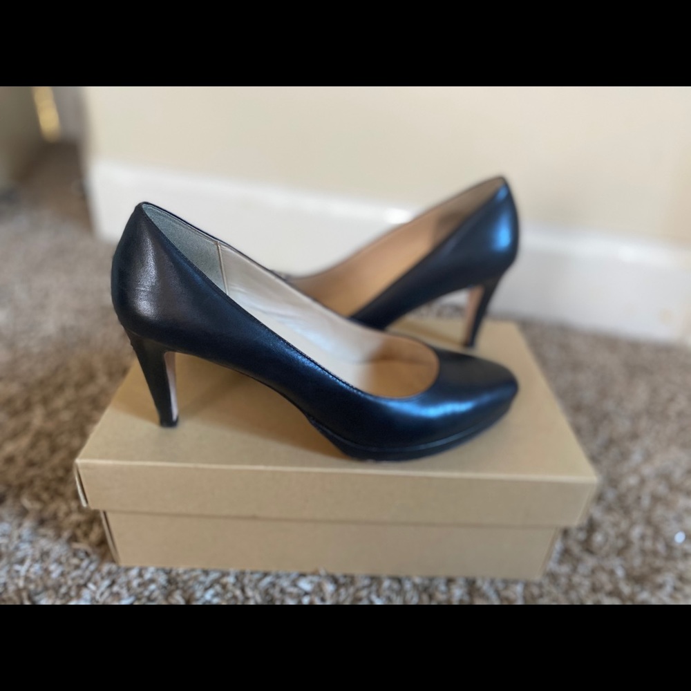Black Cole Hasan Margot Pumps